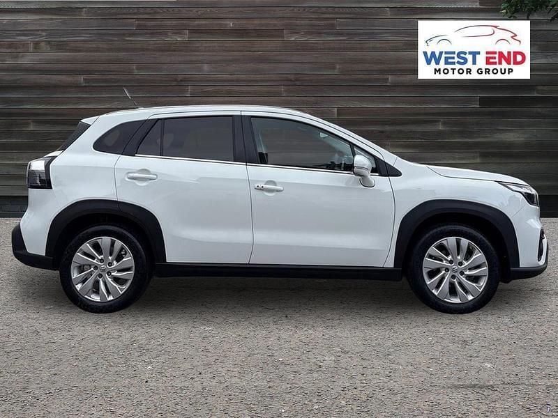 Used Suzuki SX4 S-Cross 2024 White Hatchback