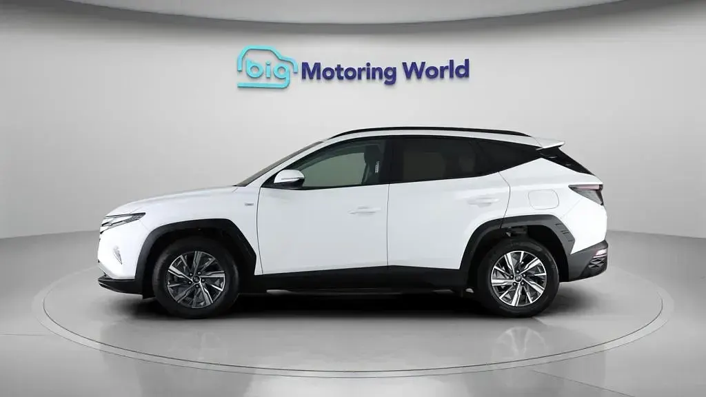 Used Hyundai Tucson SE 150 HP (110 kW) 2022 White SUV
