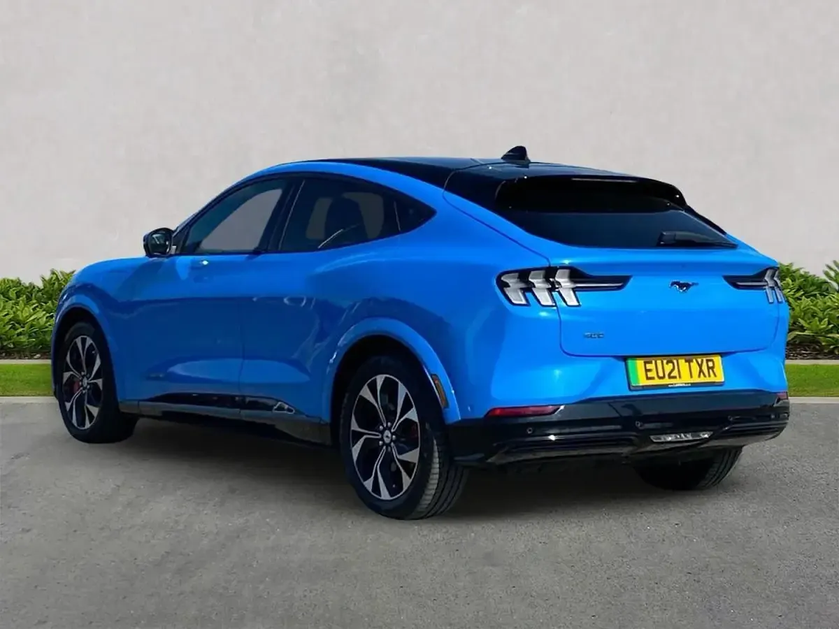 Used Ford Mustang Extended Range 351 HP (258 kW) 2021 Blue Hatchback