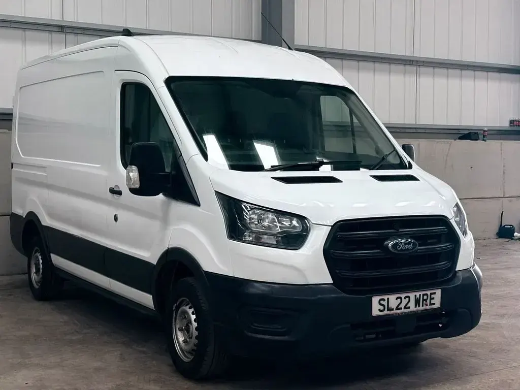 Used Ford Transit 105 HP (77 kW) 2022 White Van