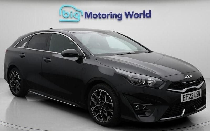Used 2021 Kia ProCeed GT-Line Hatchback | £14,400 (Fair price) - Image 1/4