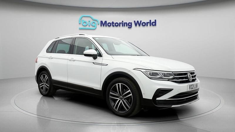 White Used 2021 VW Tiguan Elegance SUV | £21,600 (Fair price) - Image 1/4