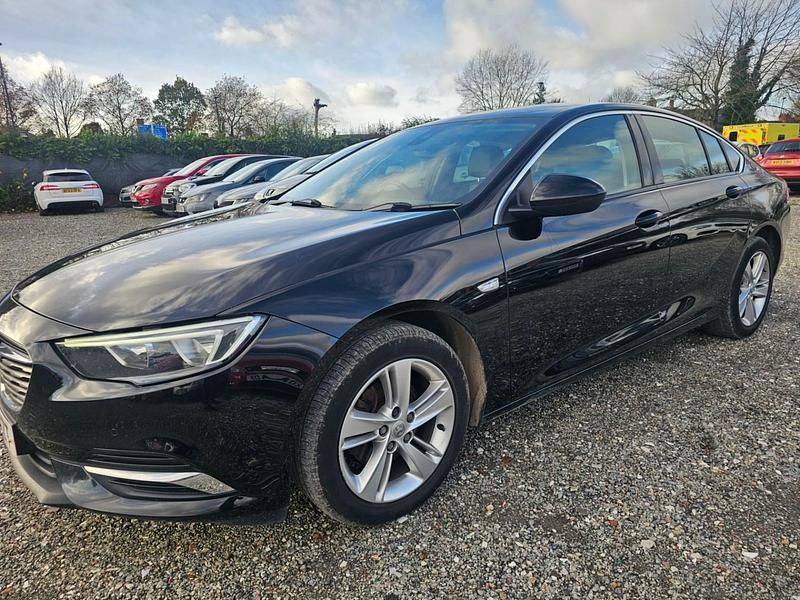 Used Vauxhall Insignia Sport 110 HP (80 kW) 2018 Black Hatchback
