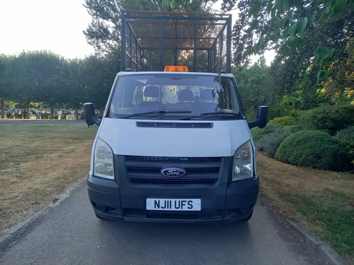 Used Ford Transit 140 HP (102 kW) 2011 White Cabriolet
