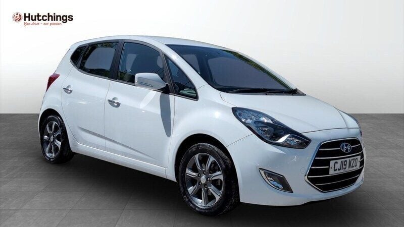 White Used 2019 Hyundai ix20 SE MPV | £9,601 (Fair price) - Image 1/4