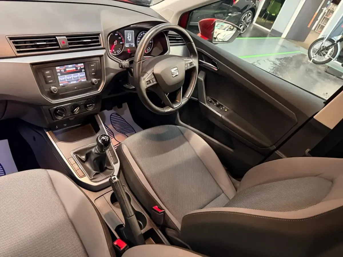 Used Seat Arona SE 2018 Red SUV