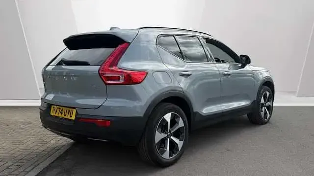 Used Volvo XC40 Plus 194 HP (142 kW) 2025 SUV