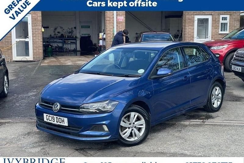 Begagnad VW Polo SE 80 HK (58 kW) 2019 Blå Halvkombi