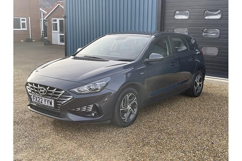 Used Hyundai i30 SE 120 HP (88 kW) 2022 Grey Hatchback