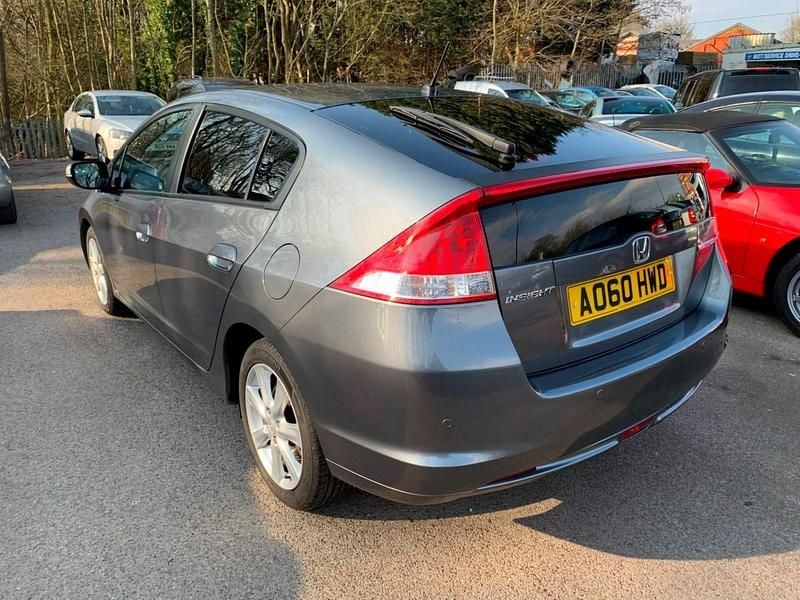 Used Honda Insight Hybrid 98 HP (72 kW) 2010 Silver Hatchback
