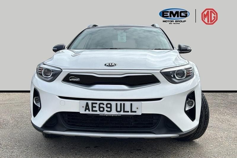 Used Kia Stonic 118 HP (86 kW) 2019 White SUV