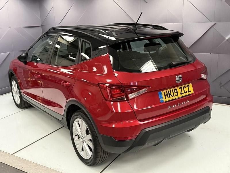 Used Seat Arona SE Technology 95 HP (69 kW) 2019 Red SUV