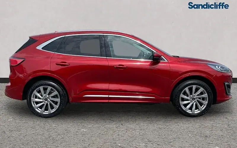 Used Ford Kuga Vignale 225 HP (165 kW) 2023 Red SUV
