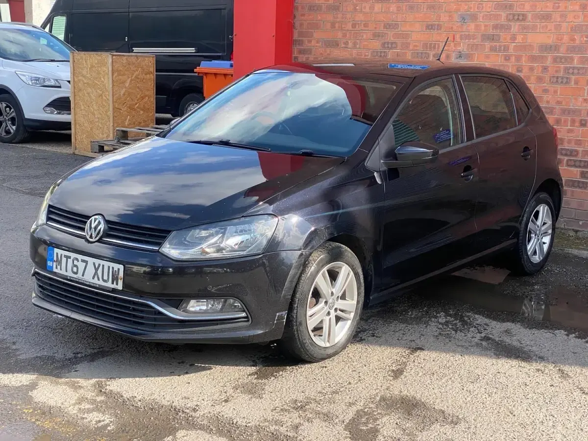 Used VW Polo Edition 90 HP (66 kW) 2017 Black Hatchback