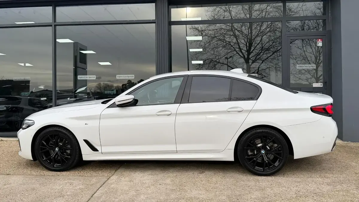 Used BMW 520 M Sport 2022 White Sedan