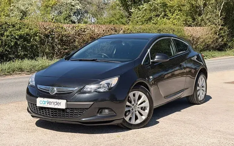 Second-hand Vauxhall Astra GTC SRi 140 CP (102 kW) 2018 Coupe