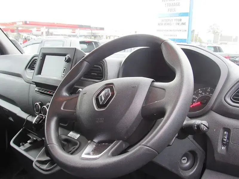 Begagnad Renault Master Business 150 HK (110 kW) 2021 Vit Van