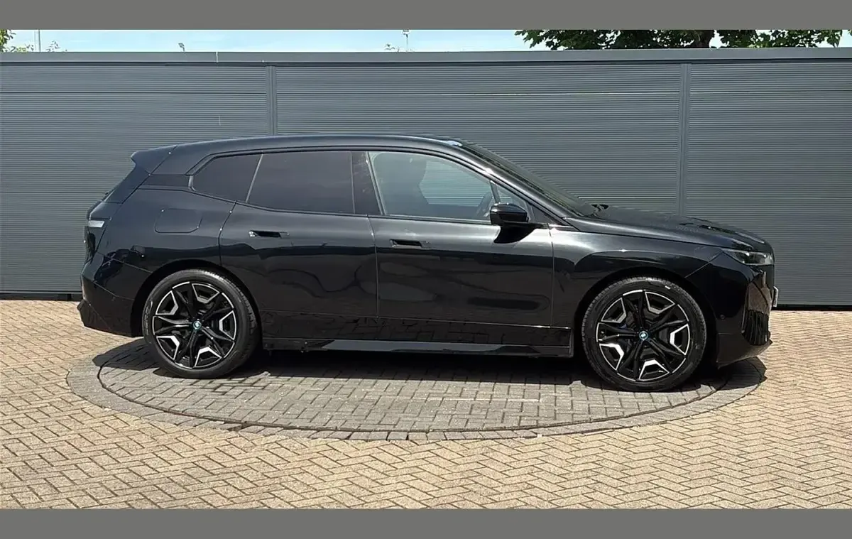 Used BMW iX M Sport 236 kW (322 HP) 2022 Black SUV