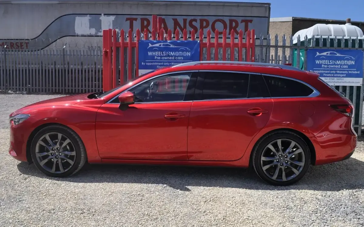 Used Mazda 6 Inclusive 150 HP (110 kW) 2017 Red Estate