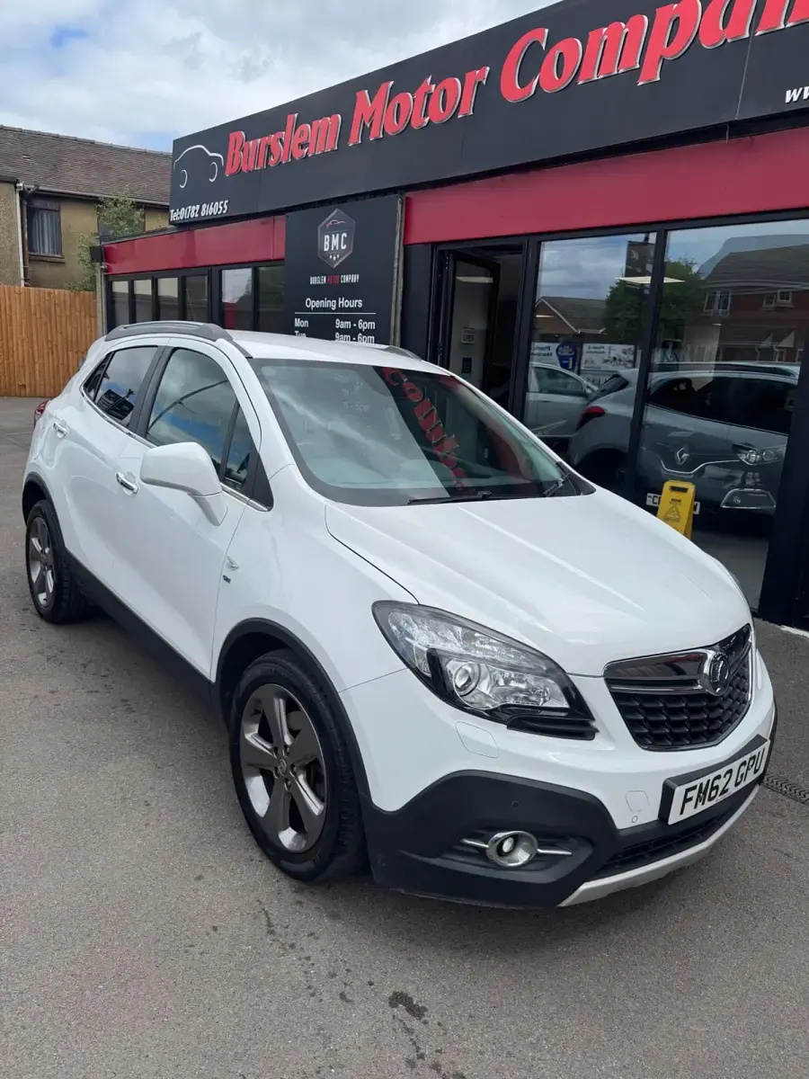 Used Vauxhall Mokka S 130 HP (95 kW) 2013 White SUV