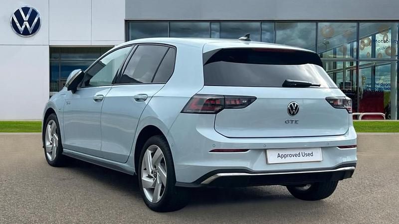 Used VW Golf VIII GTE 272 HP (200 kW) 2025 Crystal ice blue metallic