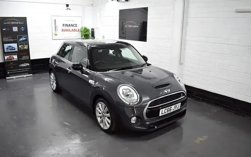Used Mini Cooper S Hatch 192 HP (141 kW) 2016 Grey Hatchback