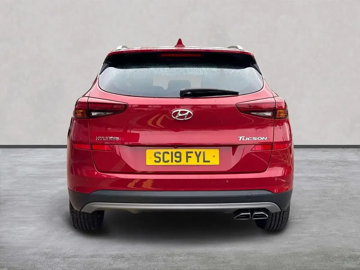 Used Hyundai Tucson Premium 177 HP (130 kW) 2019 Red SUV