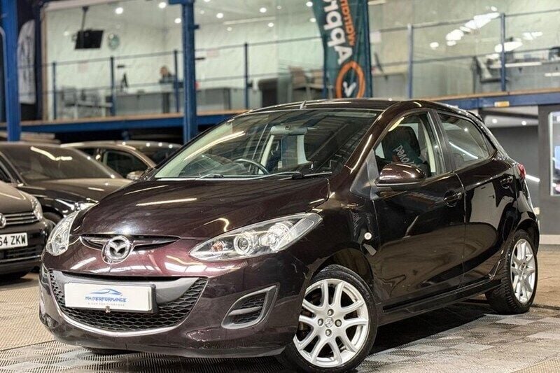 Used 2011 Mazda 2 | £2,399 (Good price) - Image 1/1