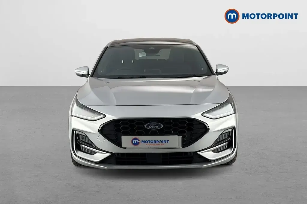 Used Ford Focus ST-Line 125 HP (91 kW) 2022 Silver Hatchback