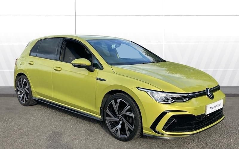 Second-hand VW Golf VIII R-line 150 CP (110 kW) 2023 Hatchback