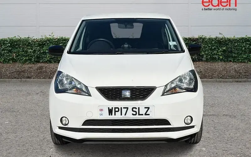 Used Seat Mii Design 60 HP (44 kW) 2017 White Hatchback