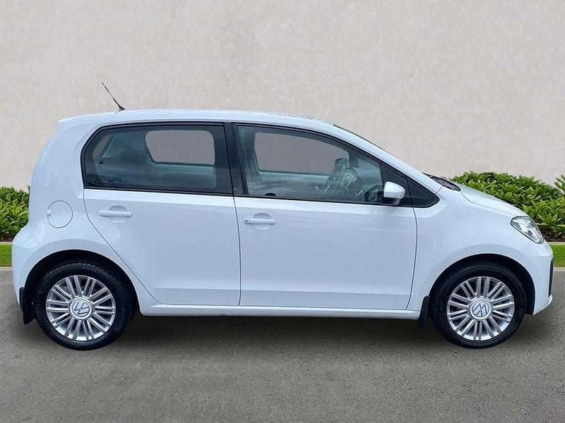 Used VW up! 65 HP (47 kW) 2021 White Hatchback