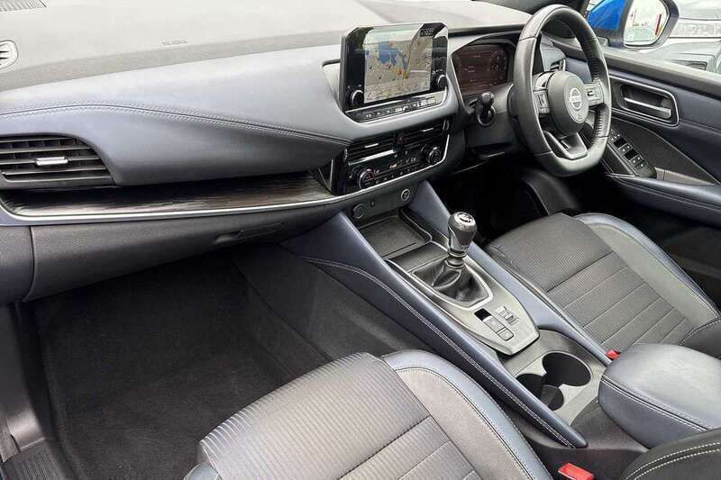 Image 2/4