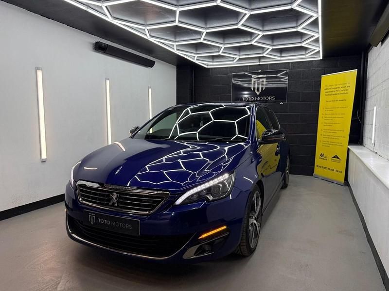 Gebraucht Peugeot 308 GT-line 115 PS (84 kW) 2015 Blau Kleinwagen