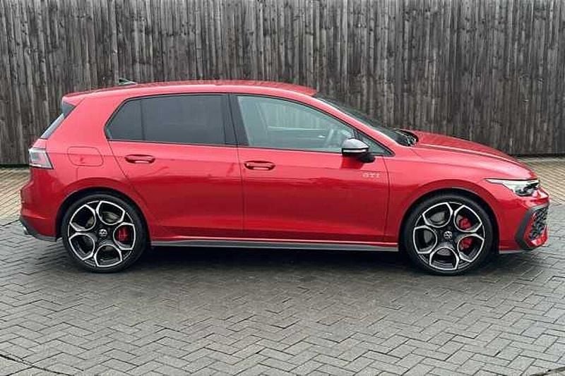 New VW Golf VIII GTI 265 HP (194 kW) 2026 Red Hatchback