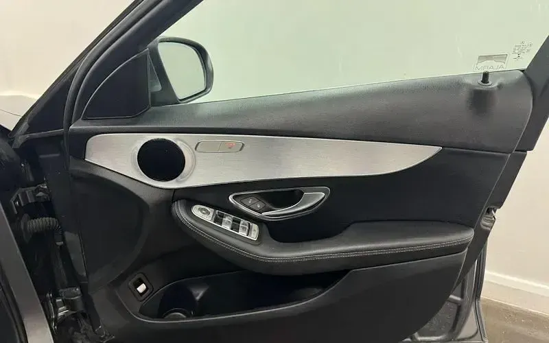 Used Mercedes C350 294 HP (216 kW) 2018 Grey Estate