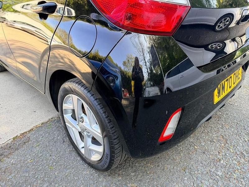 Used Hyundai i10 SE 67 HP (49 kW) 2020 Black Hatchback
