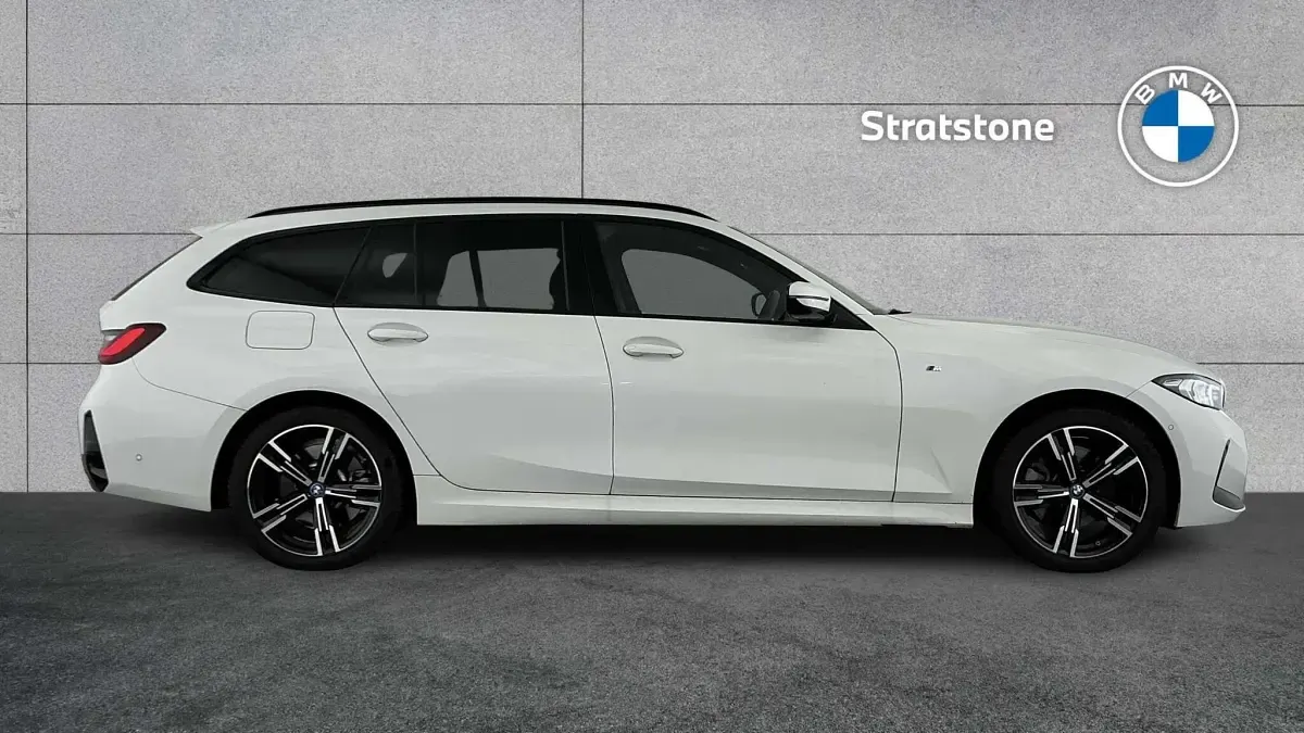 Used BMW 330e M Sport 288 HP (211 kW) 2024 White Estate