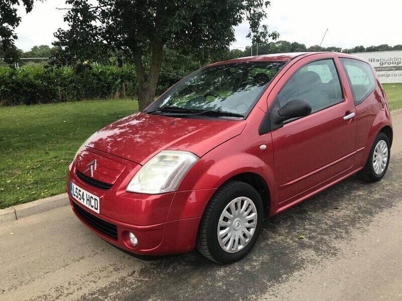 Used Citroën C2 70 HP (51 kW) 2004 Red Hatchback