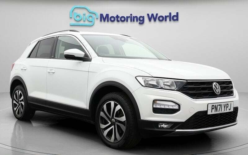 White Used 2021 VW T-Roc Active SUV | £16,900 (Fair price) - Image 1/4