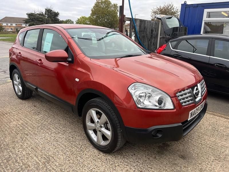 Orange Used 2009 Nissan Qashqai Acenta SUV | £2,295 (Fair price) - Image 1/4