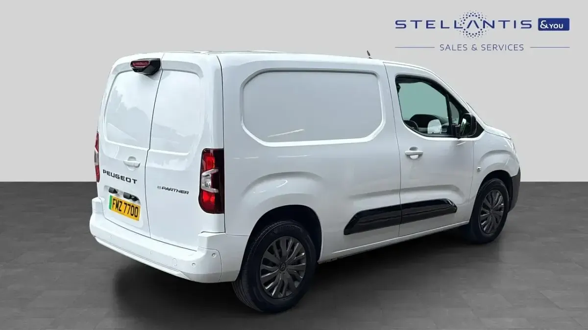 Used Peugeot E-Partner 98 kW (134 HP) 2024 White MPV