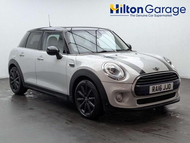 Used Mini Cooper Hatch 136 HP (100 kW) 2016 Silver Hatchback