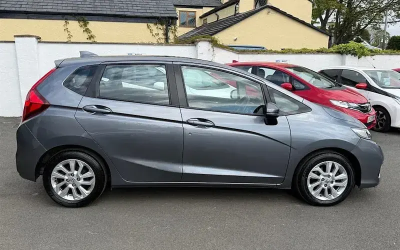 Used Honda Jazz SE 102 HP (75 kW) 2020 Hatchback