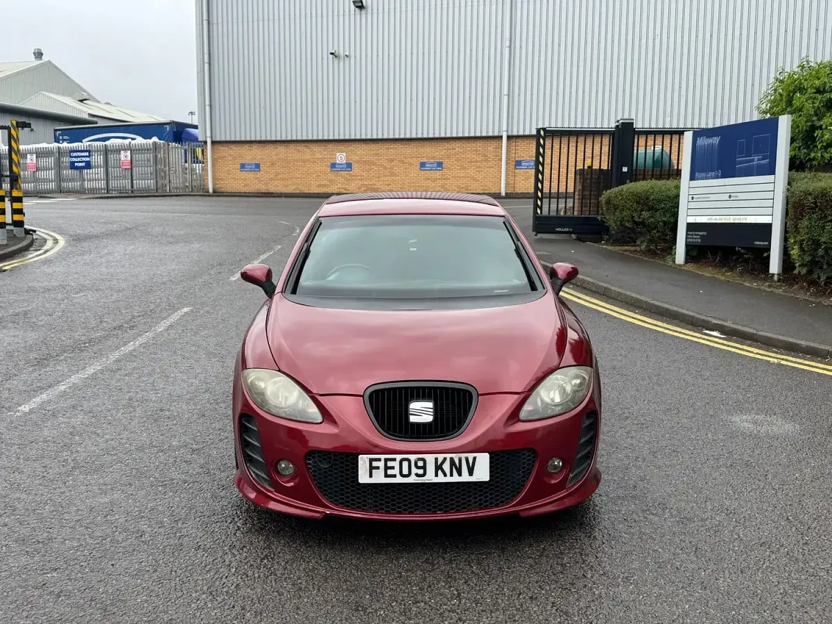 Used Seat Leon CUPRA 2009 Red Hatchback