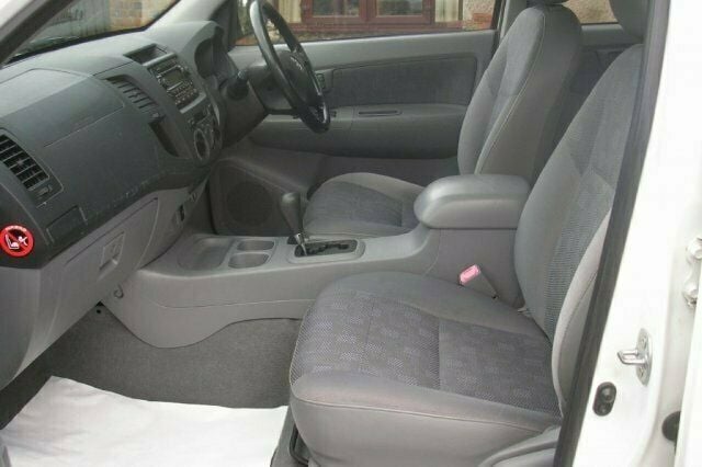 Used Toyota HiLux 2005 Pickup