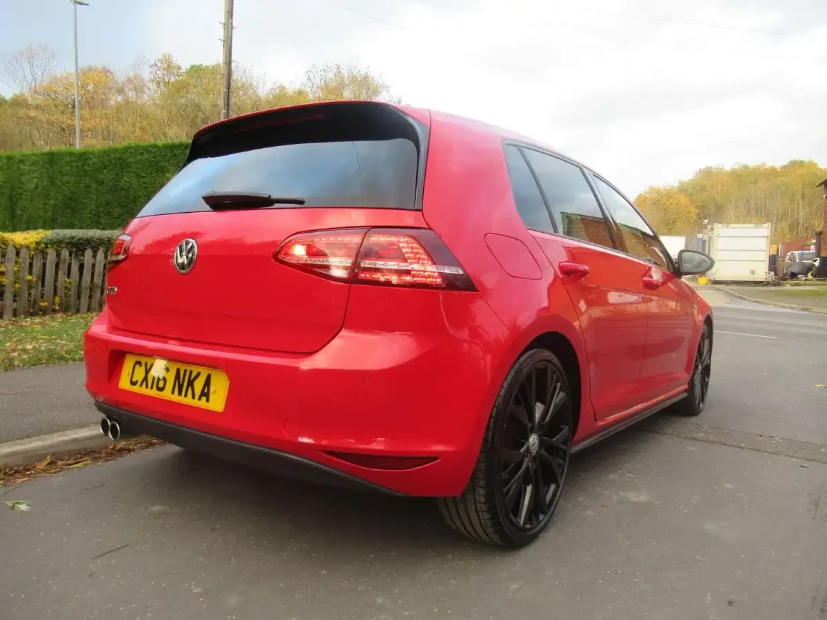 Used VW Golf VII GTD 2016 Red Hatchback