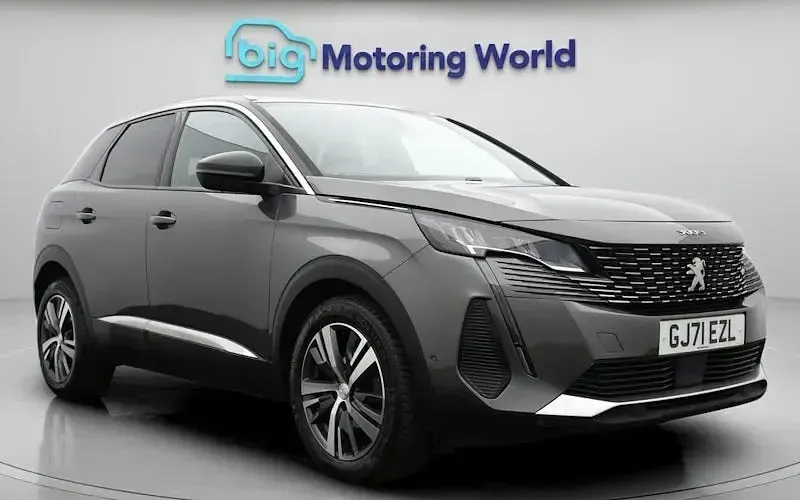 Gebraucht Peugeot 3008 Allure Premium 131 PS (96 kW) 2021 SUV