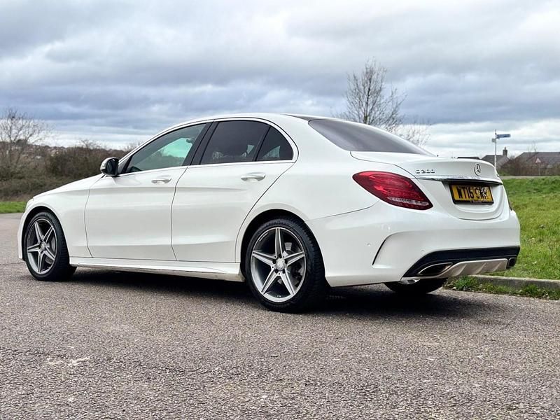 Used Mercedes C200 AMG Line Premium Plus 184 HP (135 kW) 2016 White Sedan
