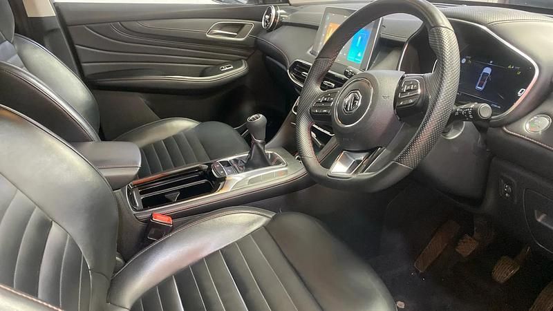 Used MG HS Trophy 162 HP (119 kW) 2024 Black SUV